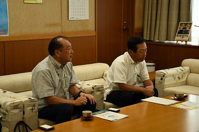 贈呈式の様子2