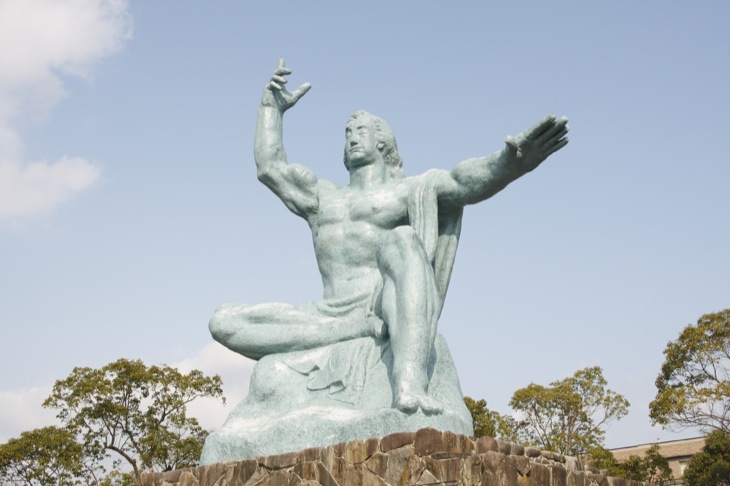 平和祈念像