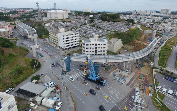 経塚駅付近の様子