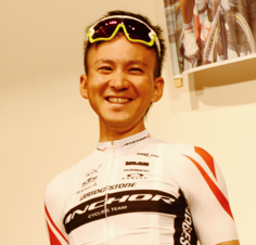 内間選手選手（近影）