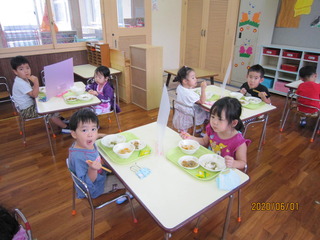 給食２