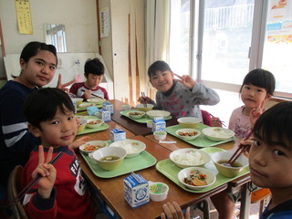給食７