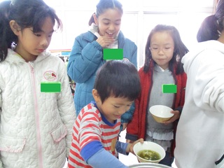 給食８