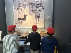 「かわる道具とくらし」（県立博物館見学）