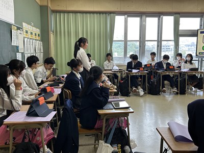 学級会で卒業式・入学式のテーマのキーワードを考えよう！ | 浦添市