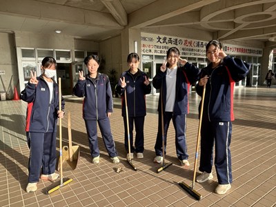 朝の掃除と年度末大清掃