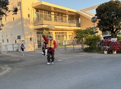 s-朝の立哨